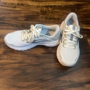 Brooks Cushion Running shoes